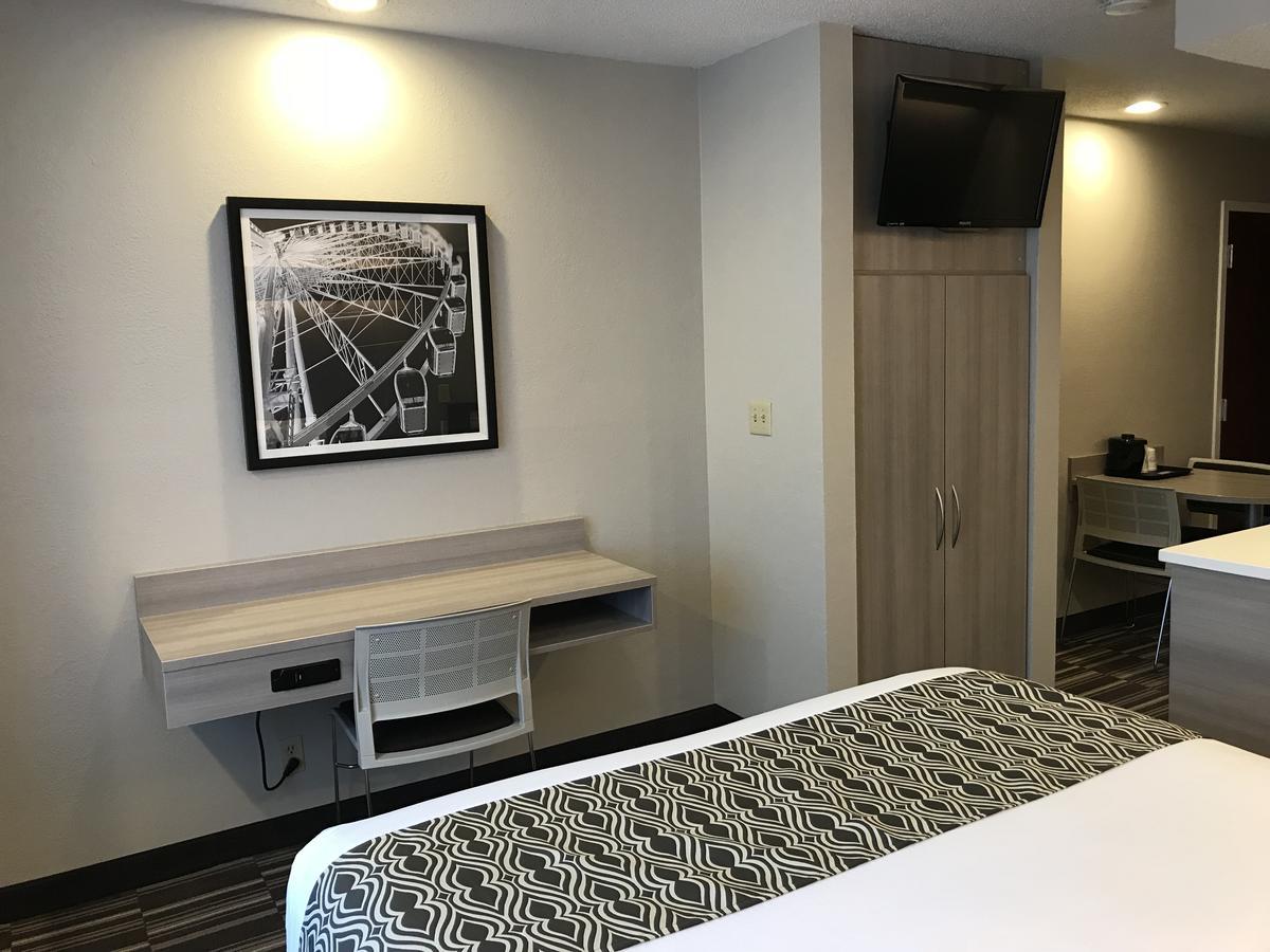 Microtel Inn & Suites By Wyndham Atlanta Buckhead Area Exteriör bild