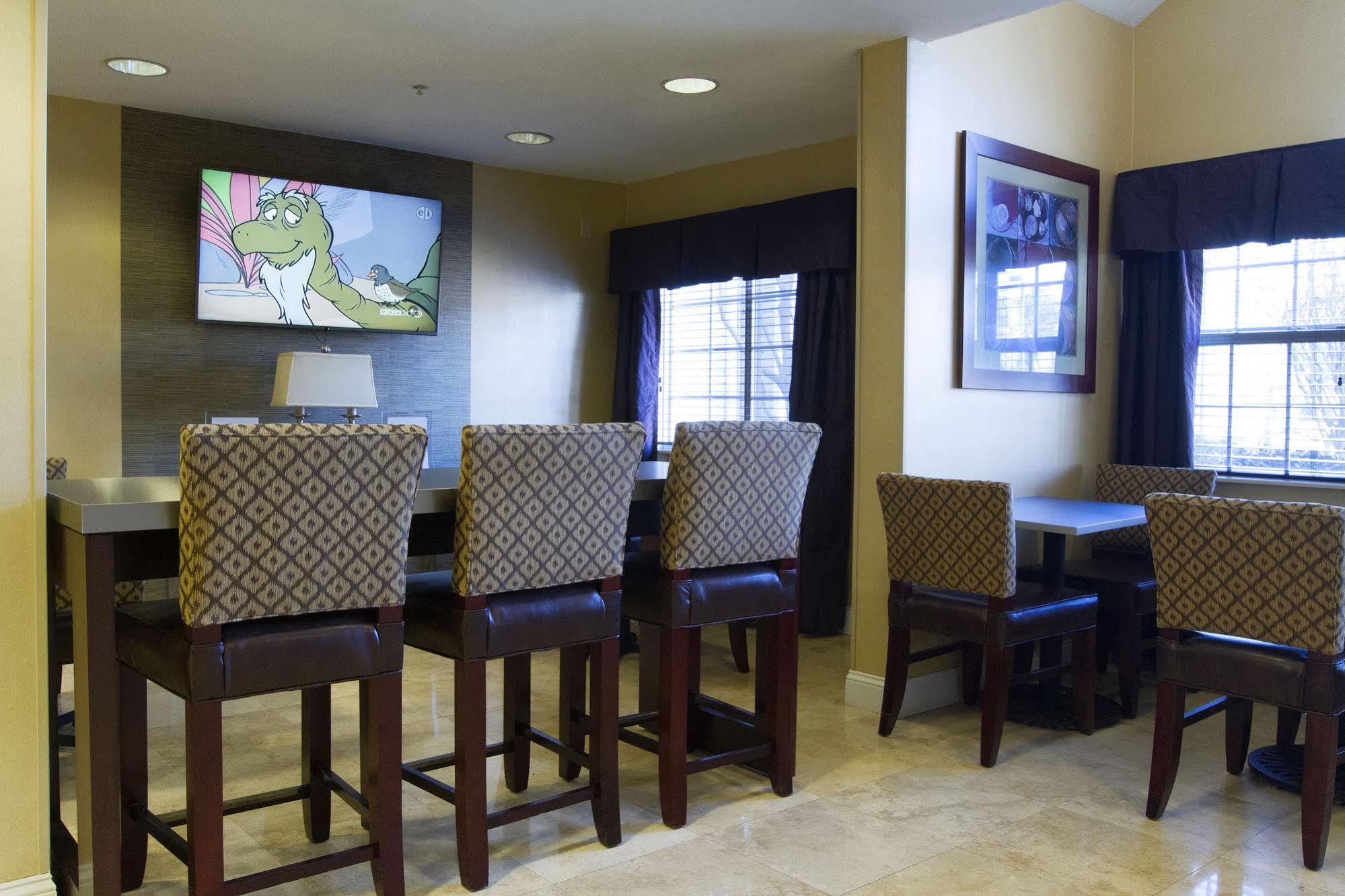 Microtel Inn & Suites By Wyndham Atlanta Buckhead Area Exteriör bild